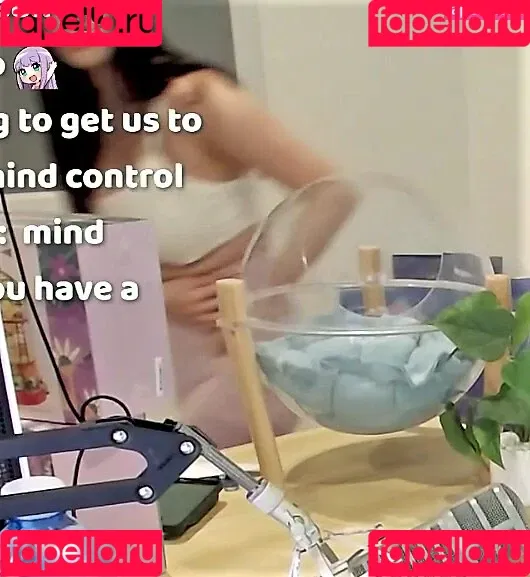 AriaSaki / simplyjustaria Onlyfans Photo Gallery 