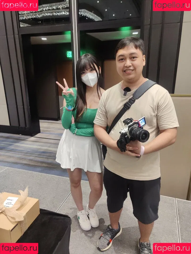 AriaSaki / simplyjustaria Onlyfans Photo Gallery 