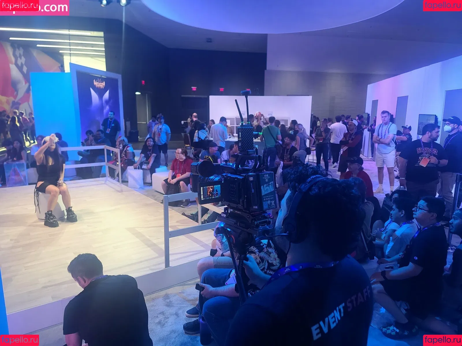 AriaSaki / simplyjustaria Onlyfans Photo Gallery 