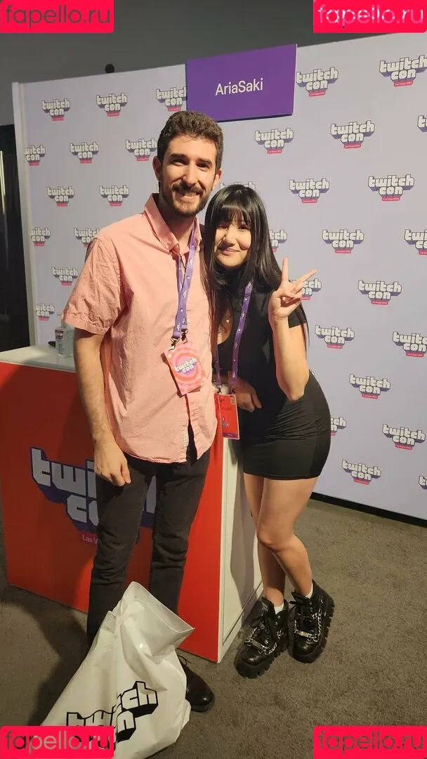 AriaSaki / simplyjustaria Onlyfans Photo Gallery 