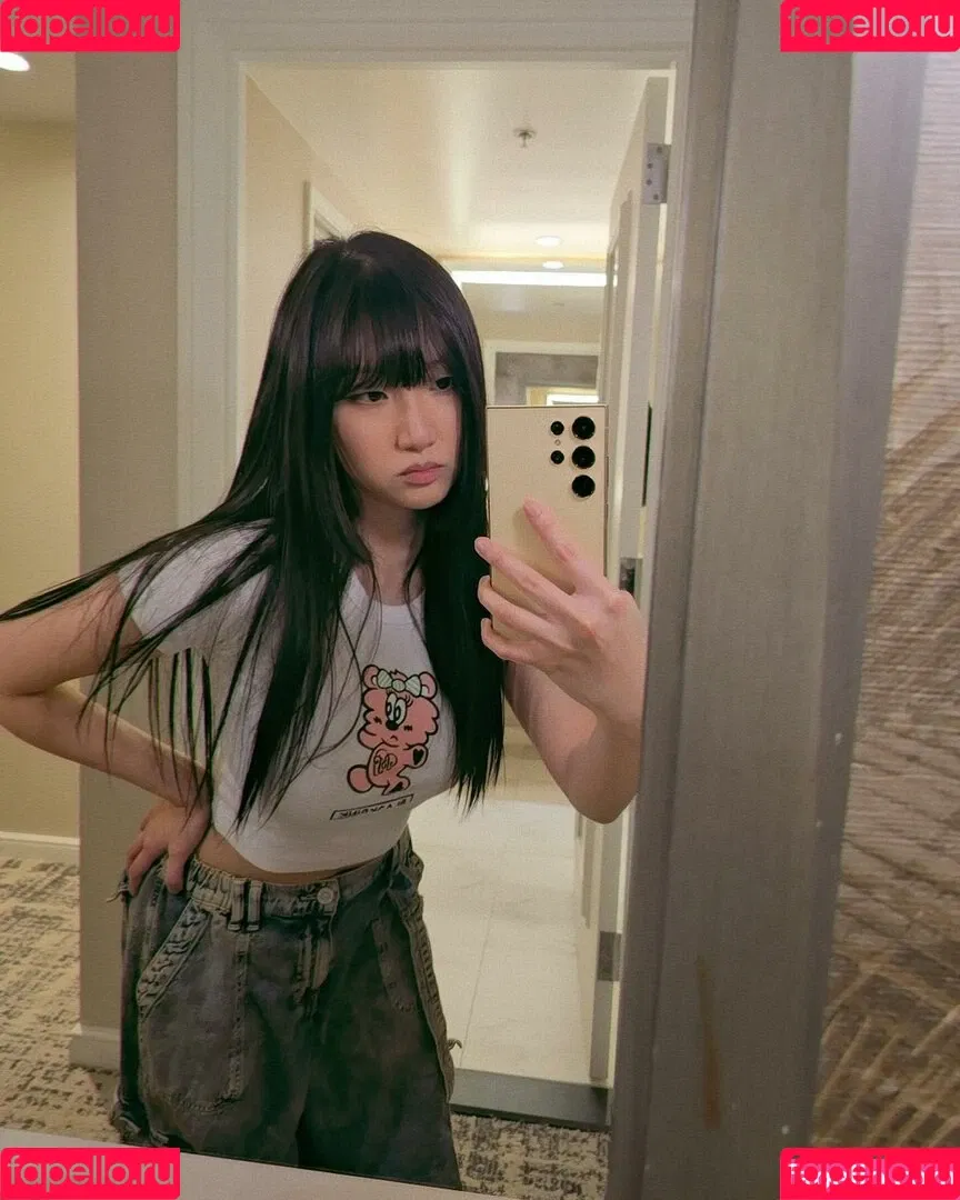 AriaSaki / simplyjustaria Onlyfans Photo Gallery 