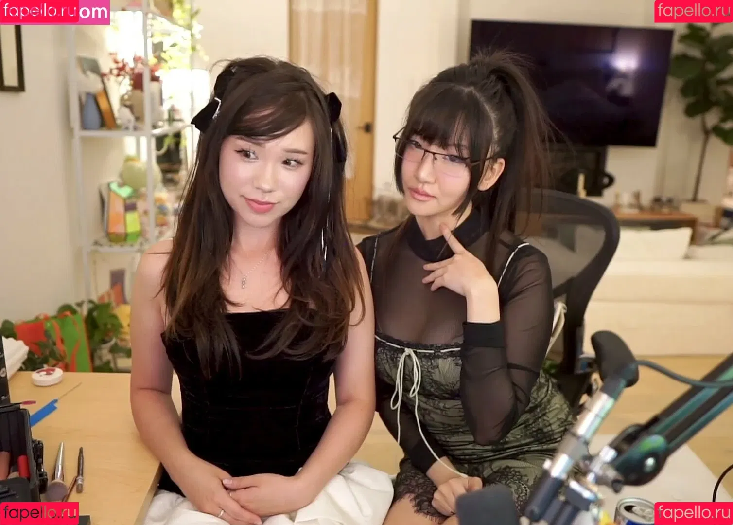 AriaSaki / simplyjustaria Onlyfans Photo Gallery 