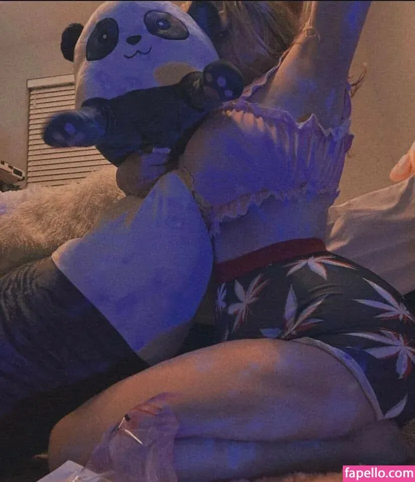 Chewys.melons Onlyfans Photo Gallery 