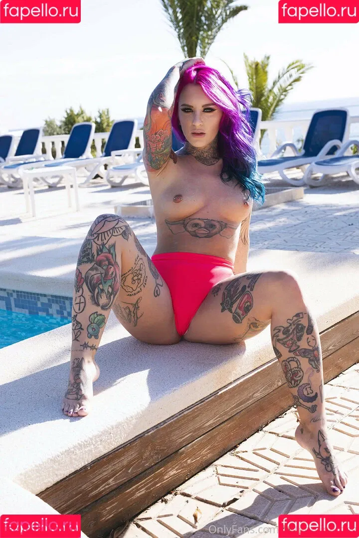 It's Laika / its_laika / itslaika Onlyfans Photo Gallery 