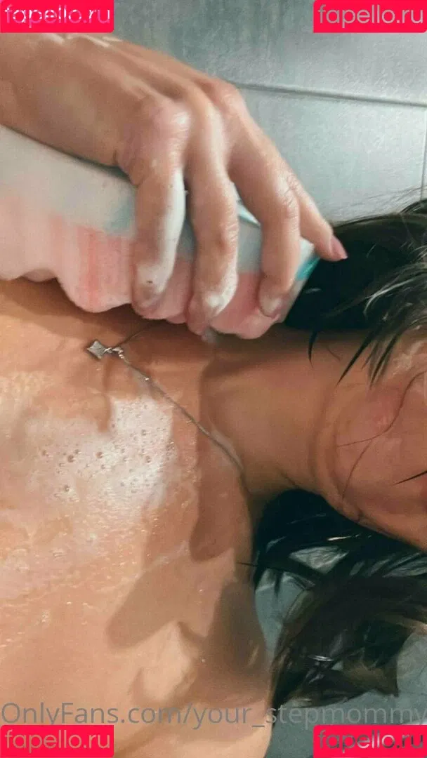 Angela / your_stepmommy / your_stepmommy5 / yourstepmommy Onlyfans Photo Gallery 