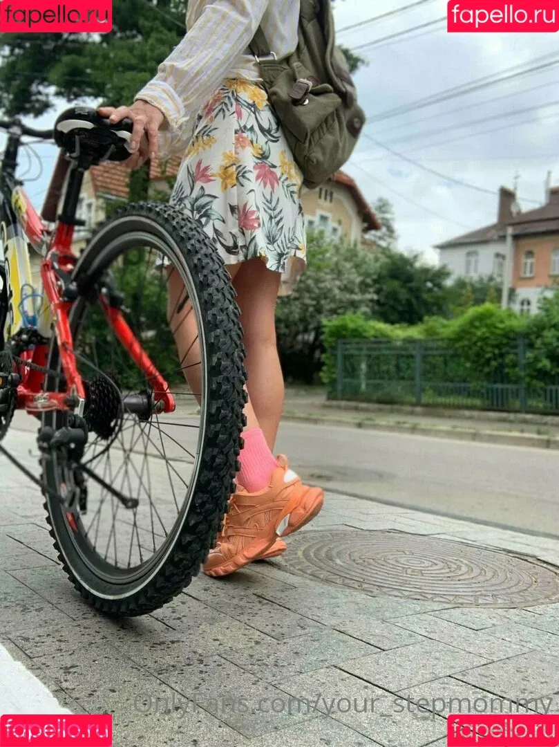 Angela / your_stepmommy / your_stepmommy5 / yourstepmommy Onlyfans Photo Gallery 