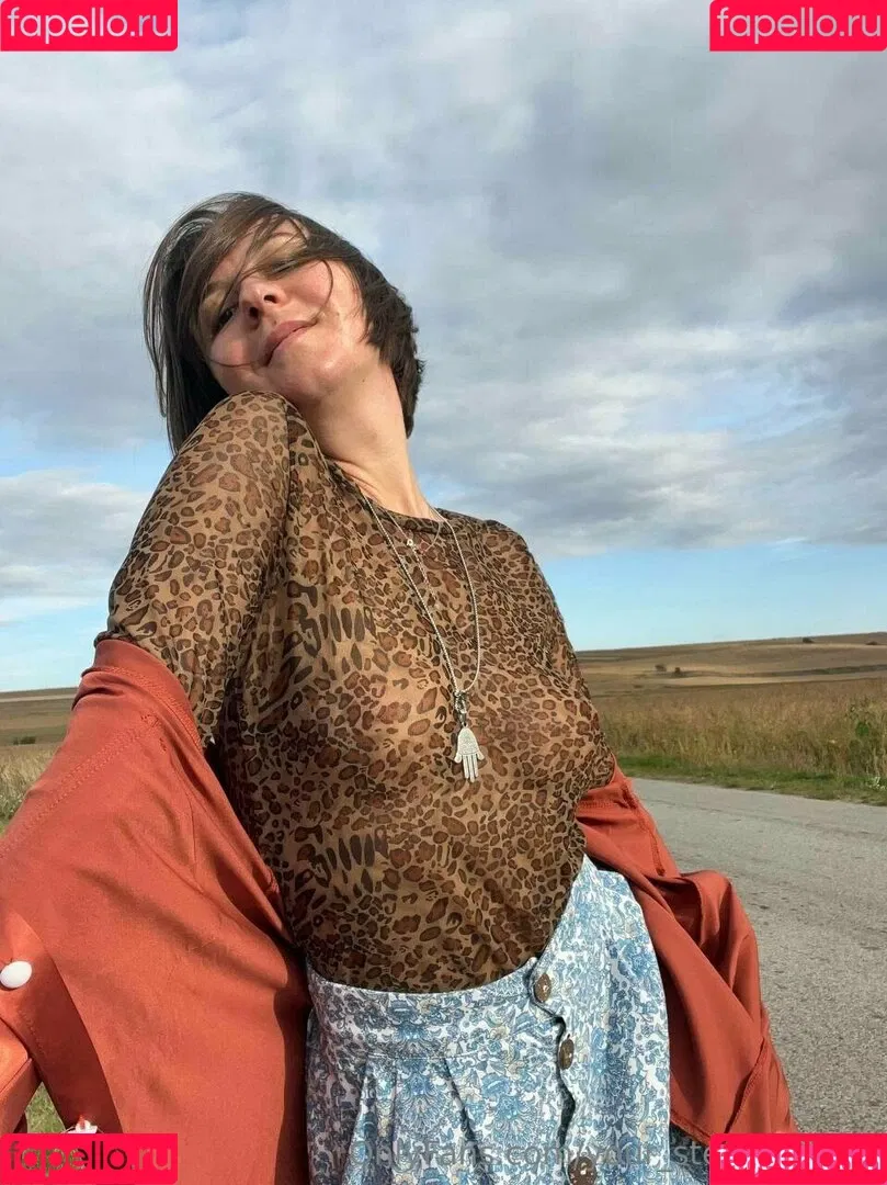 Angela / your_stepmommy / your_stepmommy5 / yourstepmommy Onlyfans Photo Gallery 