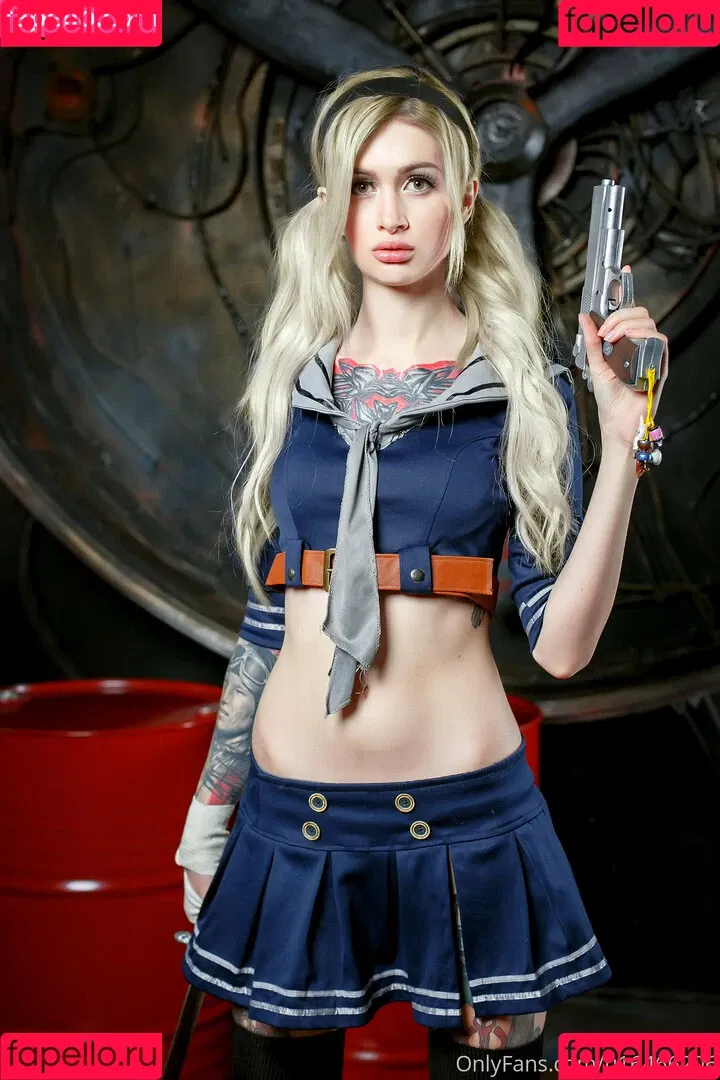 Avrora / Avrora_sg / avrora__sg Onlyfans Photo Gallery 