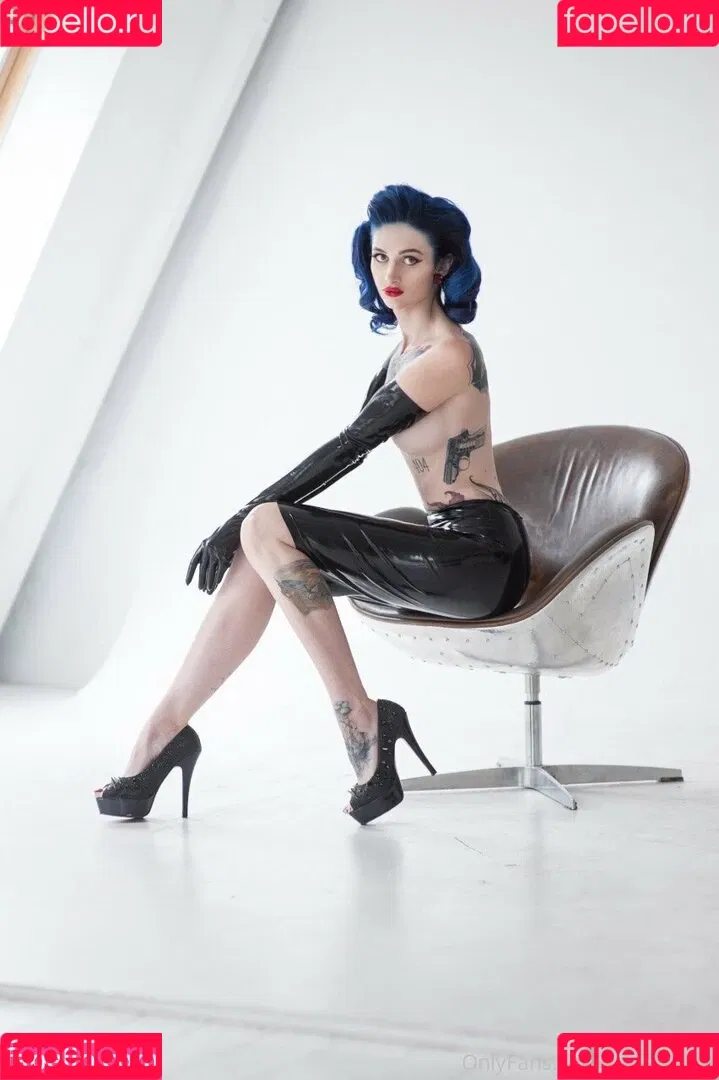 Avrora / Avrora_sg / avrora__sg Onlyfans Photo Gallery 