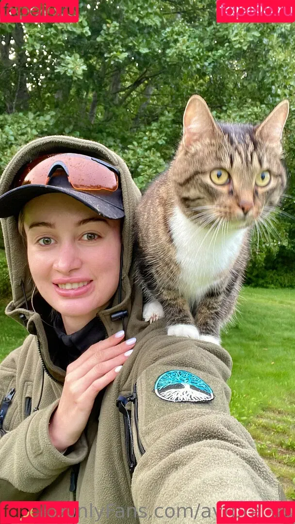 Avrora / Avrora_sg / avrora__sg Onlyfans Photo Gallery 