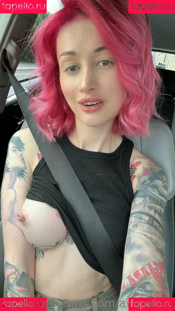 Avrora / Avrora_sg / avrora__sg Onlyfans Photo Gallery 