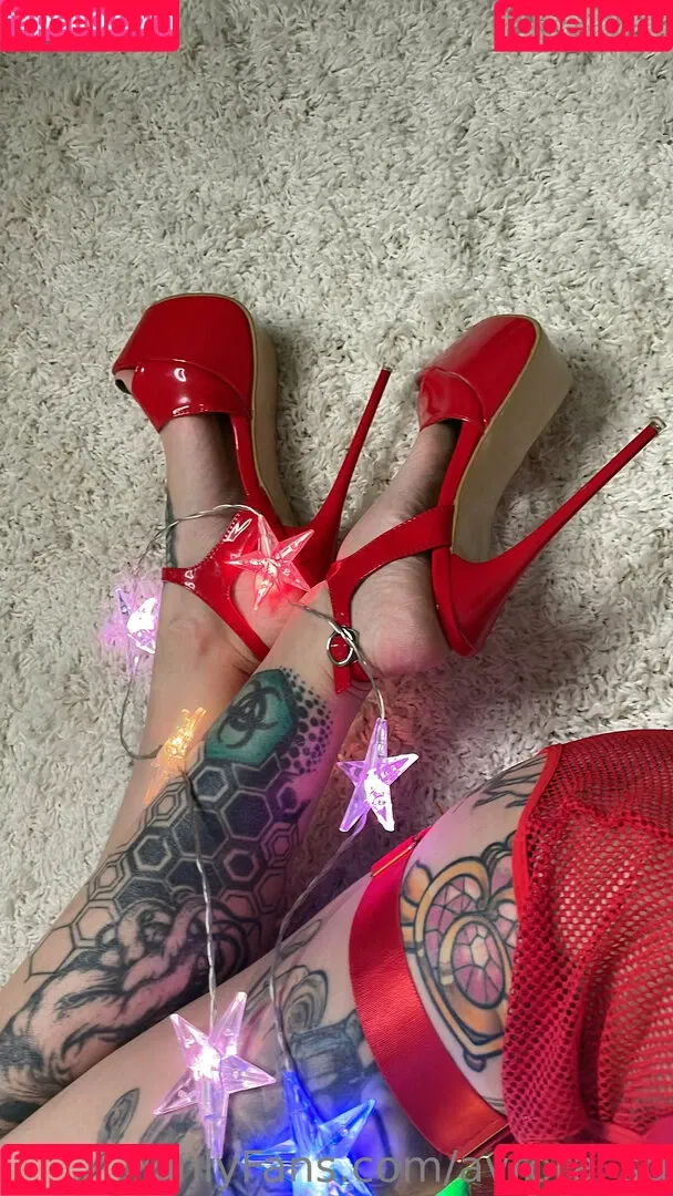 Avrora / Avrora_sg / avrora__sg Onlyfans Photo Gallery 