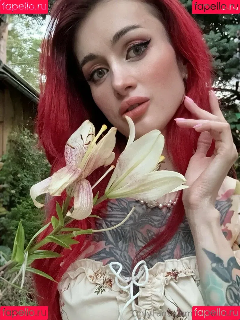 Avrora / Avrora_sg / avrora__sg Onlyfans Photo Gallery 