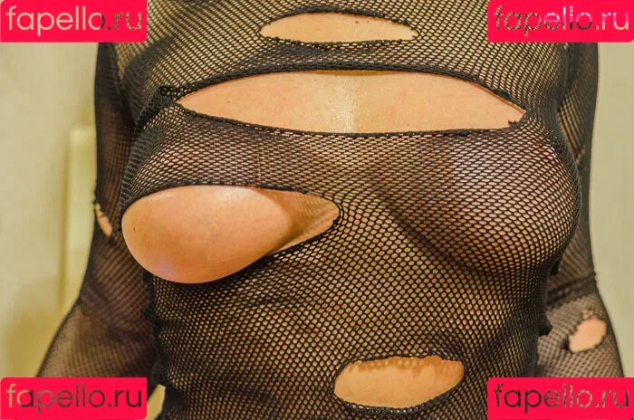 Guiltynurse_secrets / the_boys_n_girls_of_the_bay / thespicynurse Onlyfans Photo Gallery 