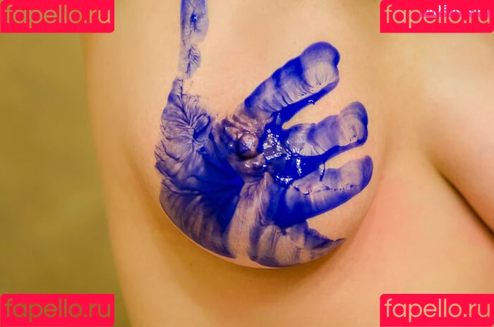 Guiltynurse_secrets / the_boys_n_girls_of_the_bay / thespicynurse Onlyfans Photo Gallery 