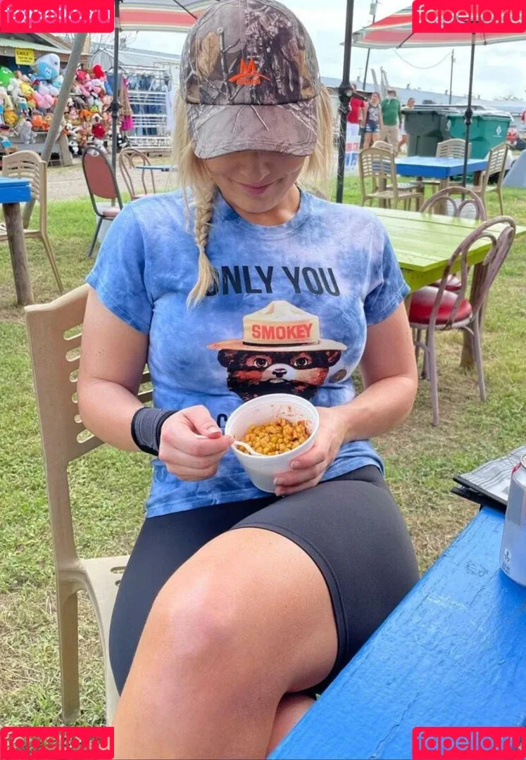 Malena / male.aok / malenabb / malenatudi Onlyfans Photo Gallery 