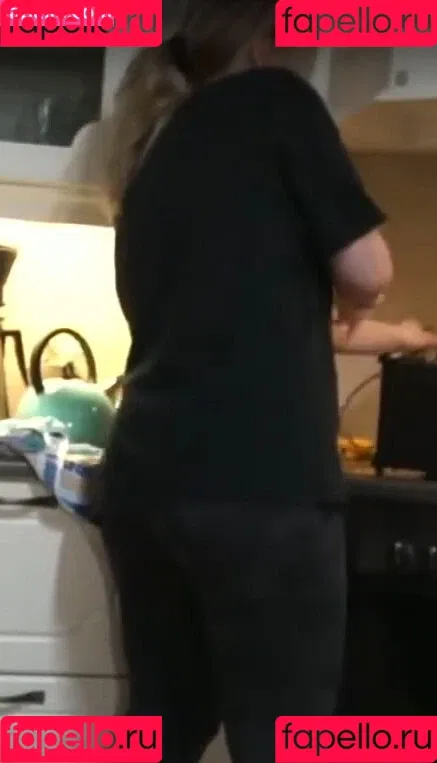 Malena / male.aok / malenabb / malenatudi Onlyfans Photo Gallery 