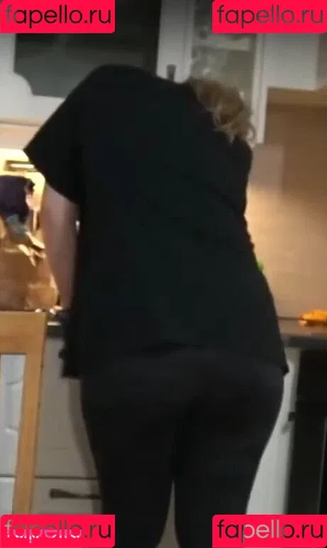 Malena / male.aok / malenabb / malenatudi Onlyfans Photo Gallery 