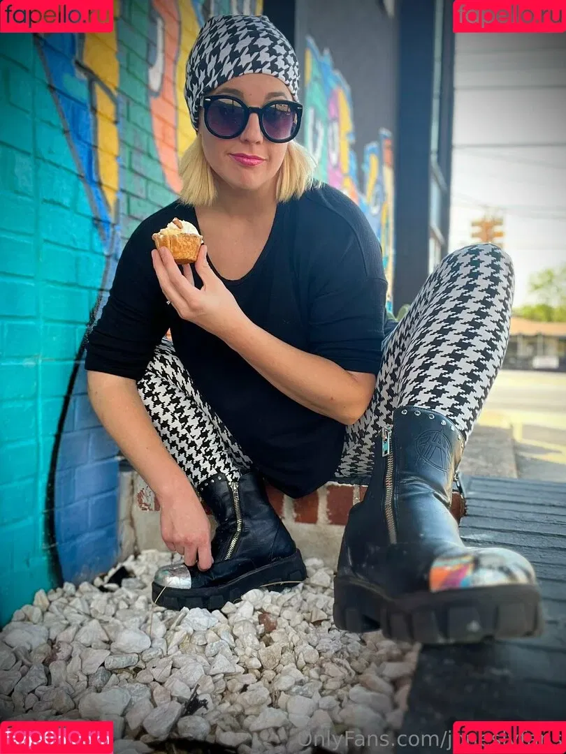 IAmLindsayJones / Lindsay Jones / joneslyfans Onlyfans Photo Gallery 