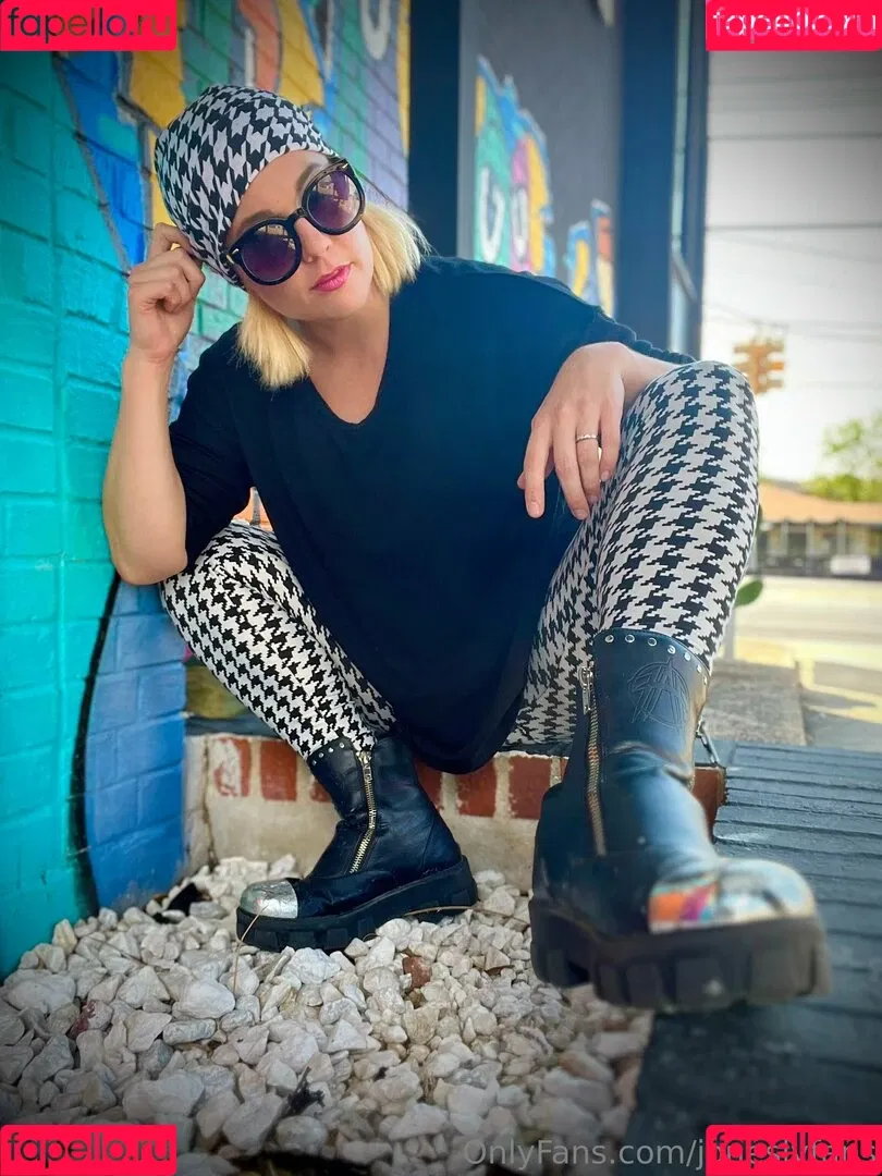 IAmLindsayJones / Lindsay Jones / joneslyfans Onlyfans Photo Gallery 