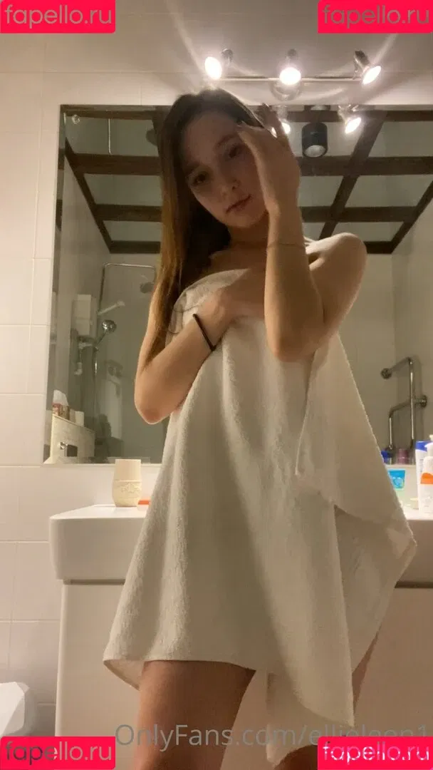Ellie Leen / Ellieleen1 / itsnotellieleen Onlyfans Photo Gallery 