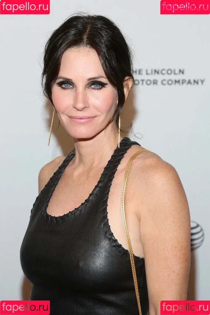 Courtney Cox / courteneycoxofficial / courtne81211028 Onlyfans Photo Gallery 