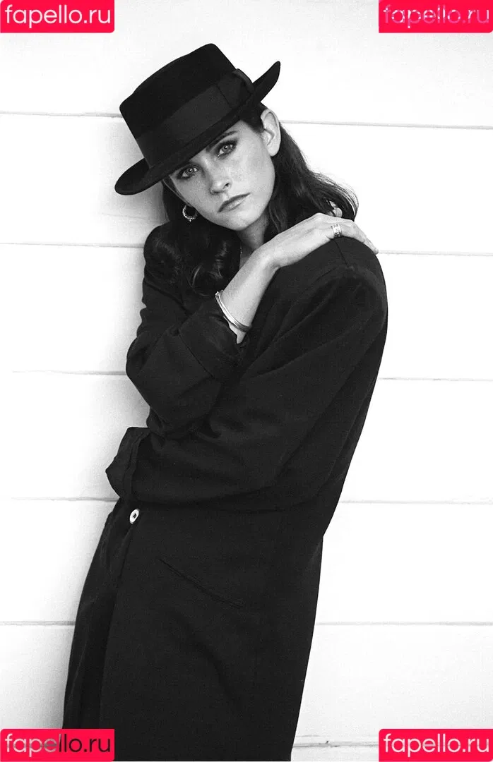 Courtney Cox / courteneycoxofficial / courtne81211028 Onlyfans Photo Gallery 