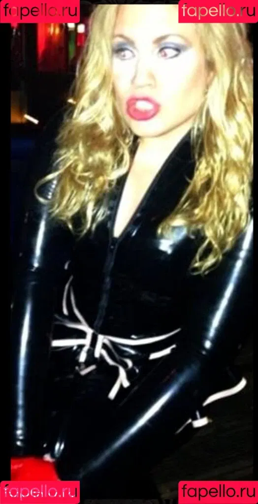 Latex Fetish / misslatexxx Onlyfans Photo Gallery 