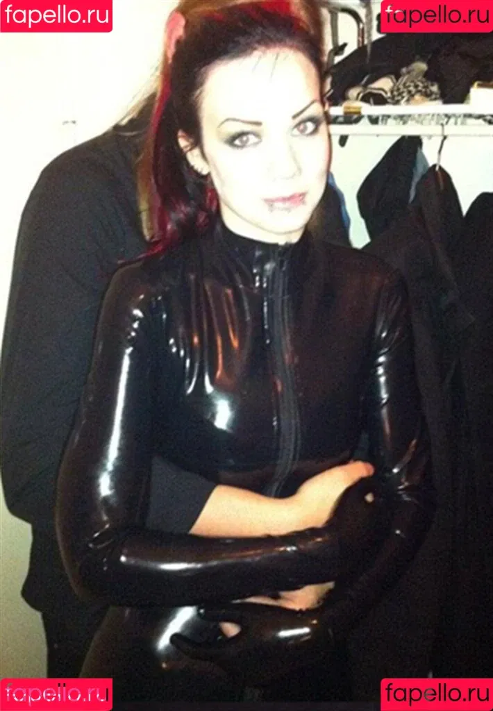 Latex Fetish / misslatexxx Onlyfans Photo Gallery 