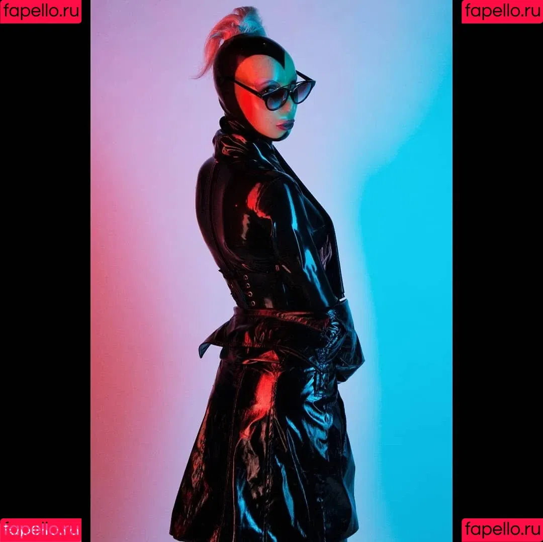 Latex Fetish / misslatexxx Onlyfans Photo Gallery 