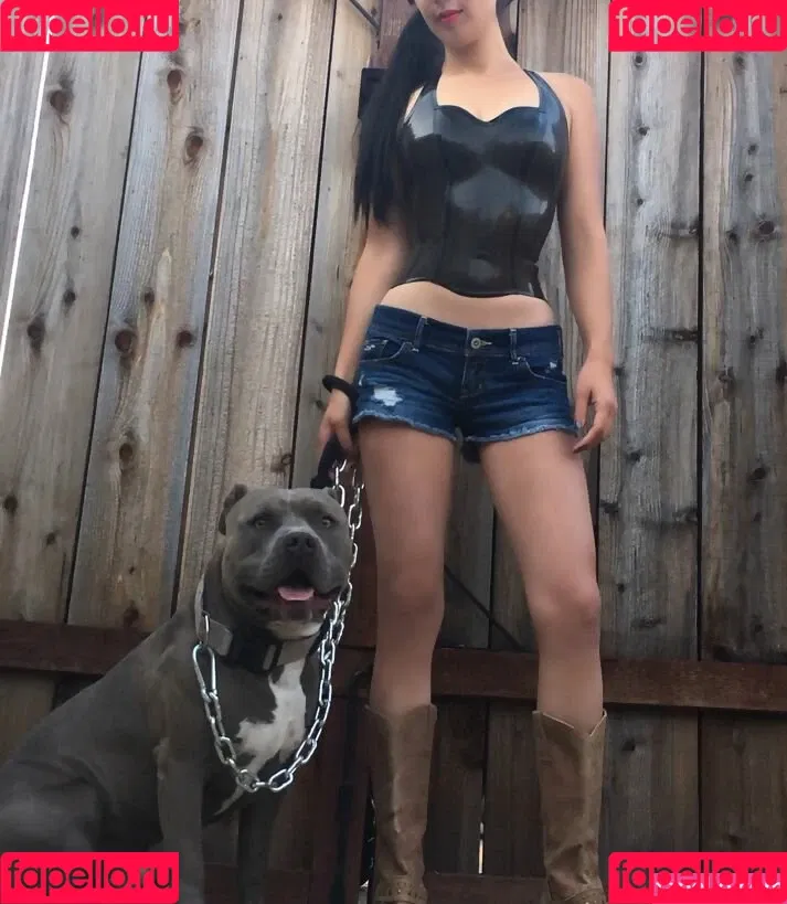 Latex Fetish / misslatexxx Onlyfans Photo Gallery 