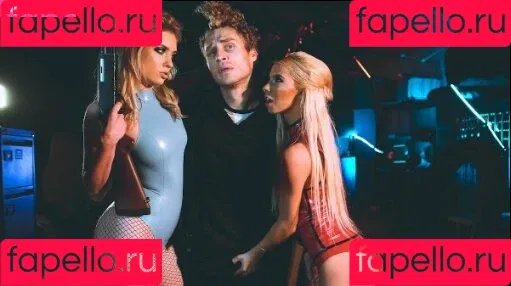 Latex Fetish / misslatexxx Onlyfans Photo Gallery 