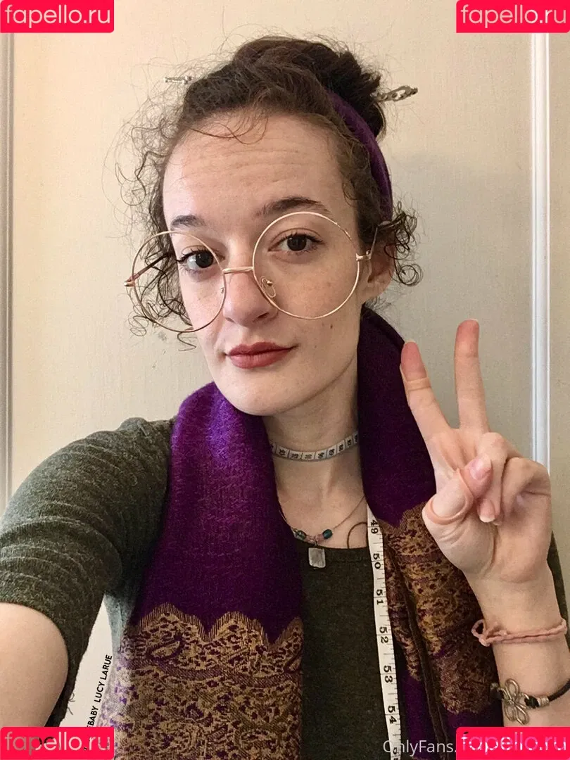 lucylarue / lucylaruesdailystyle Onlyfans Photo Gallery 