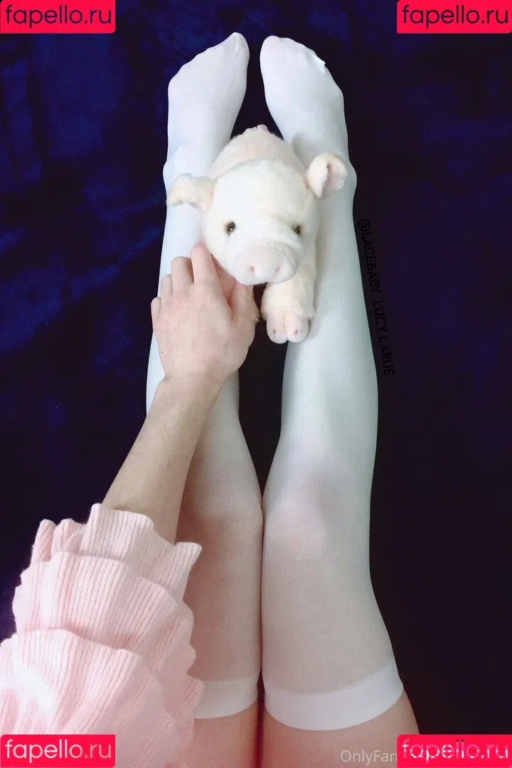 lucylarue / lucylaruesdailystyle Onlyfans Photo Gallery 