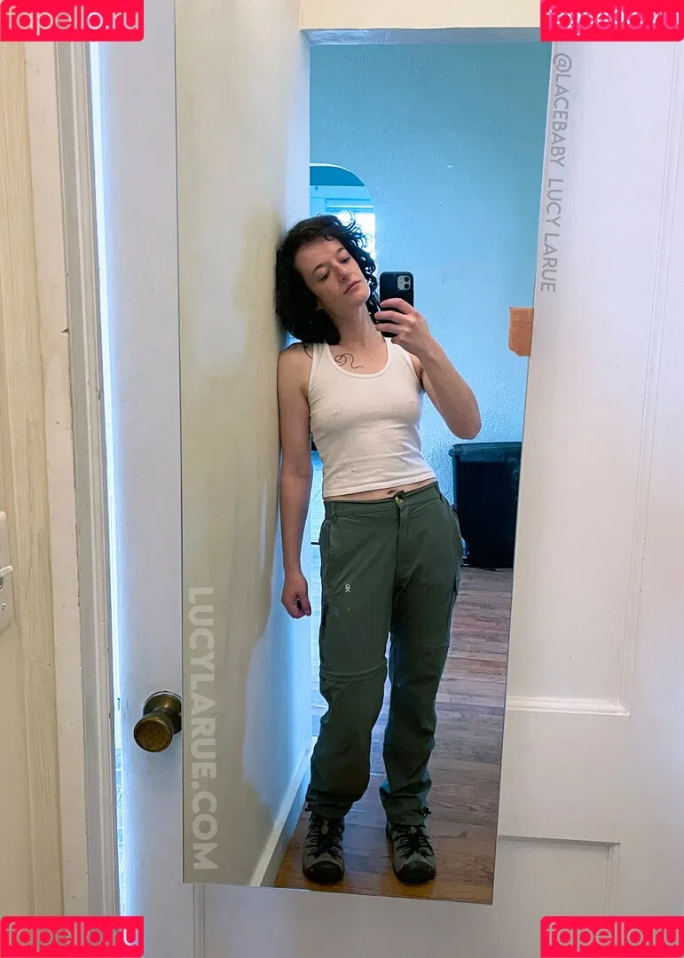 lucylarue / lucylaruesdailystyle Onlyfans Photo Gallery 