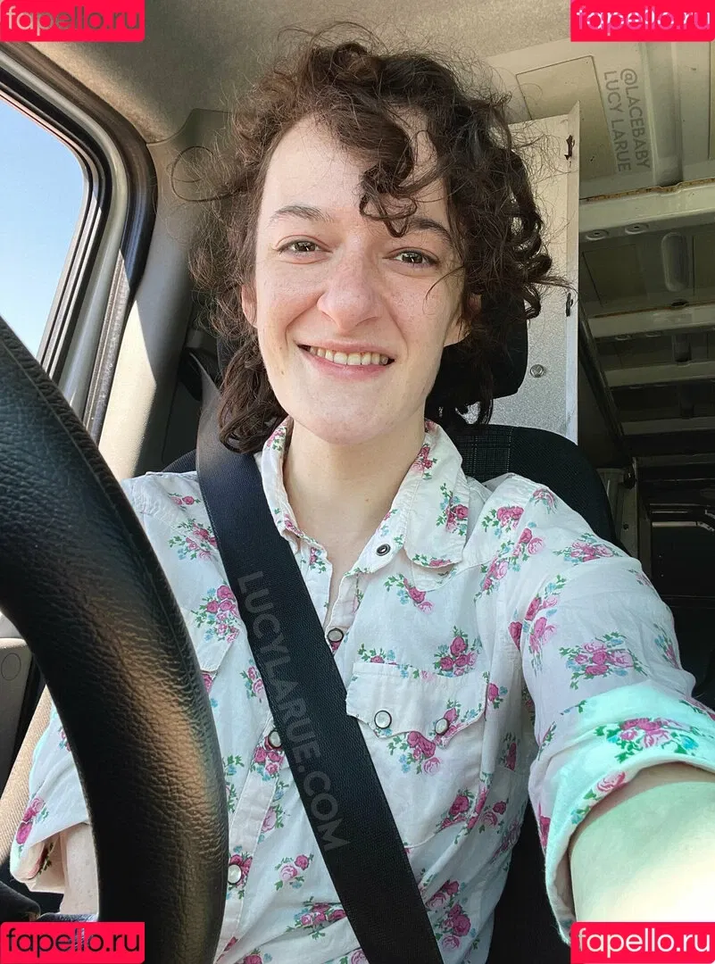 lucylarue / lucylaruesdailystyle Onlyfans Photo Gallery 