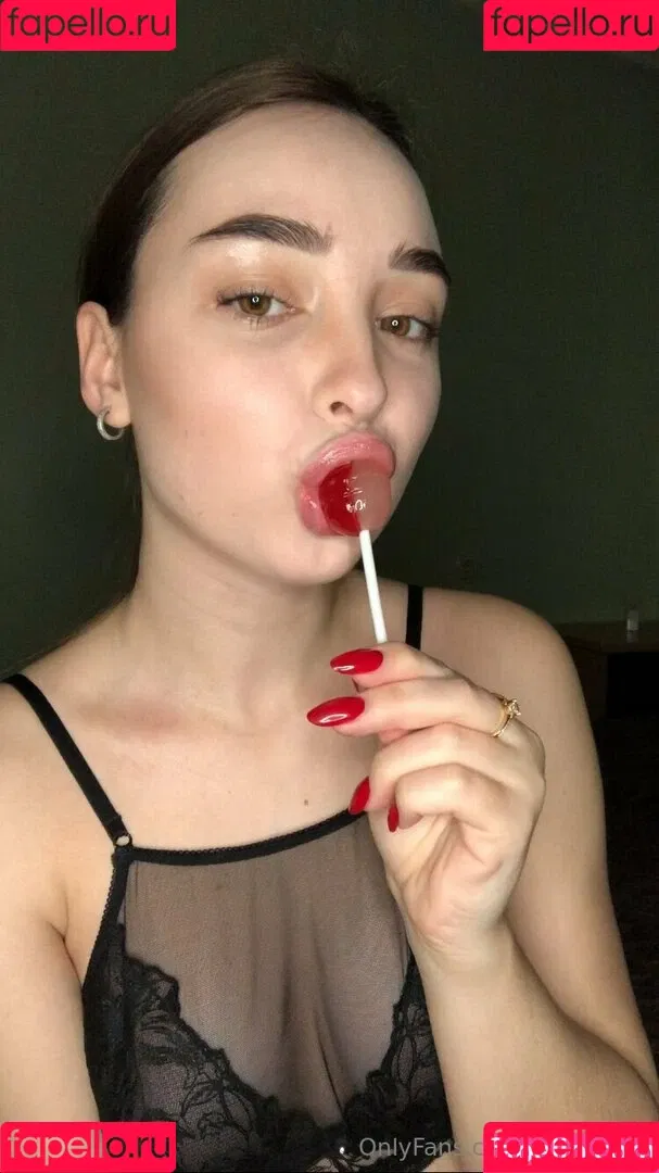 afina_love Onlyfans Photo Gallery 