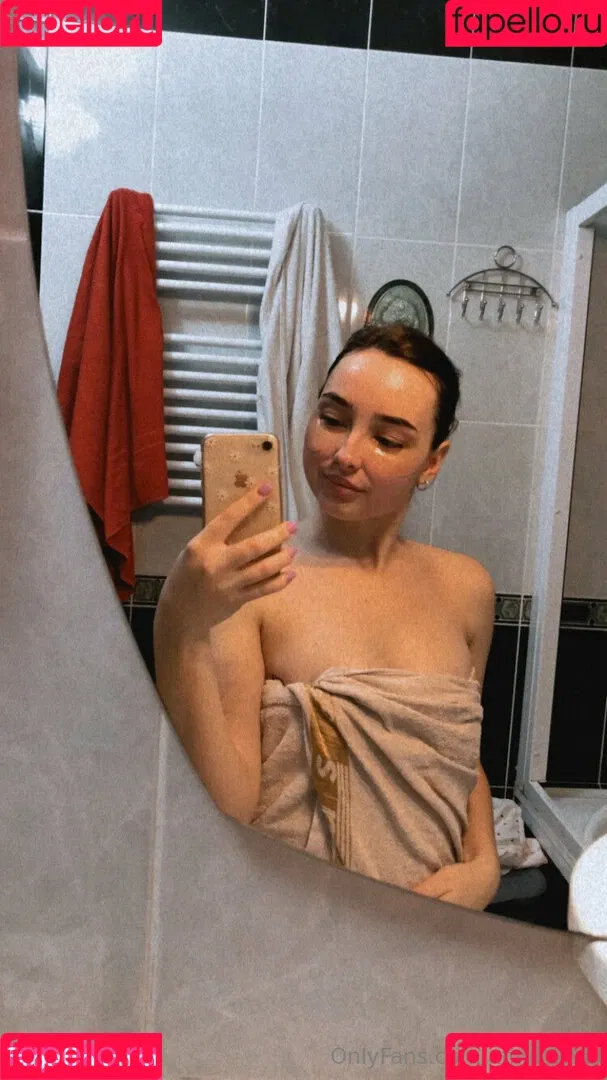 afina_love Onlyfans Photo Gallery 