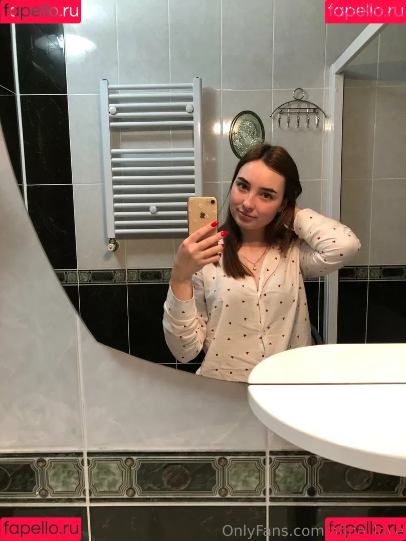 afina_love Onlyfans Photo Gallery 