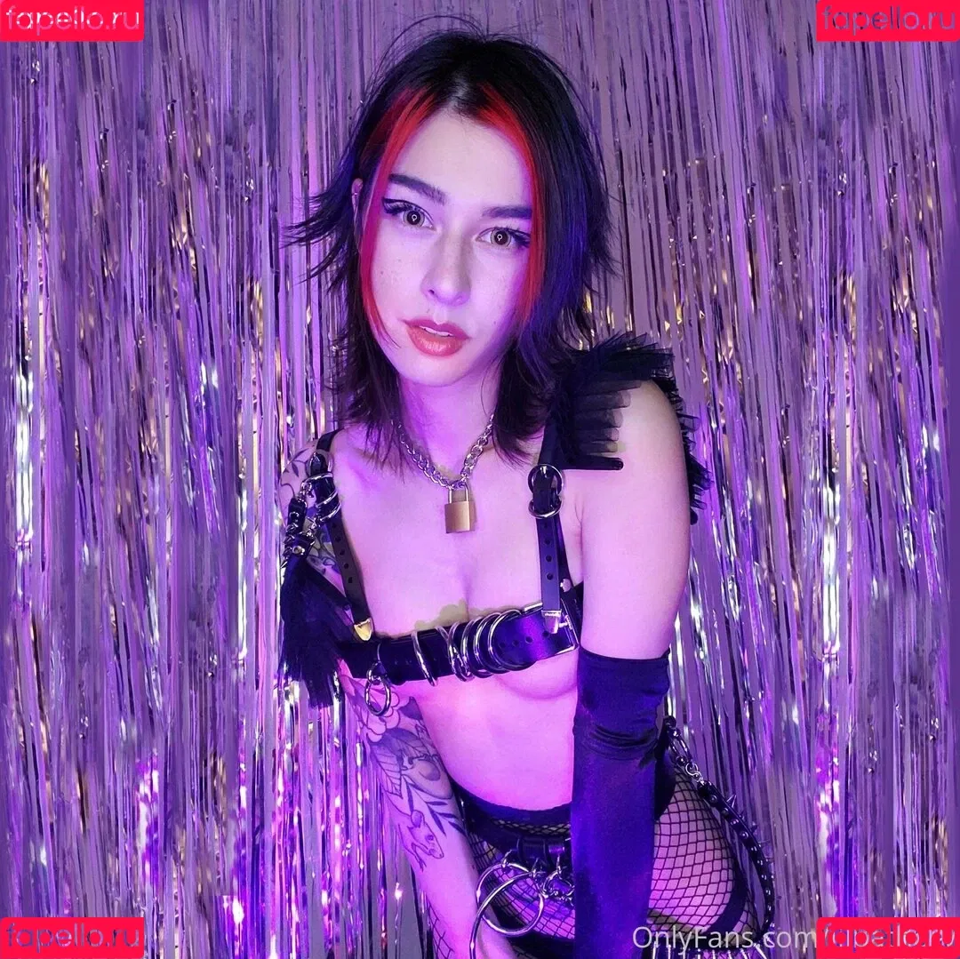 Lilbathory / lil.bathory Onlyfans Photo Gallery 