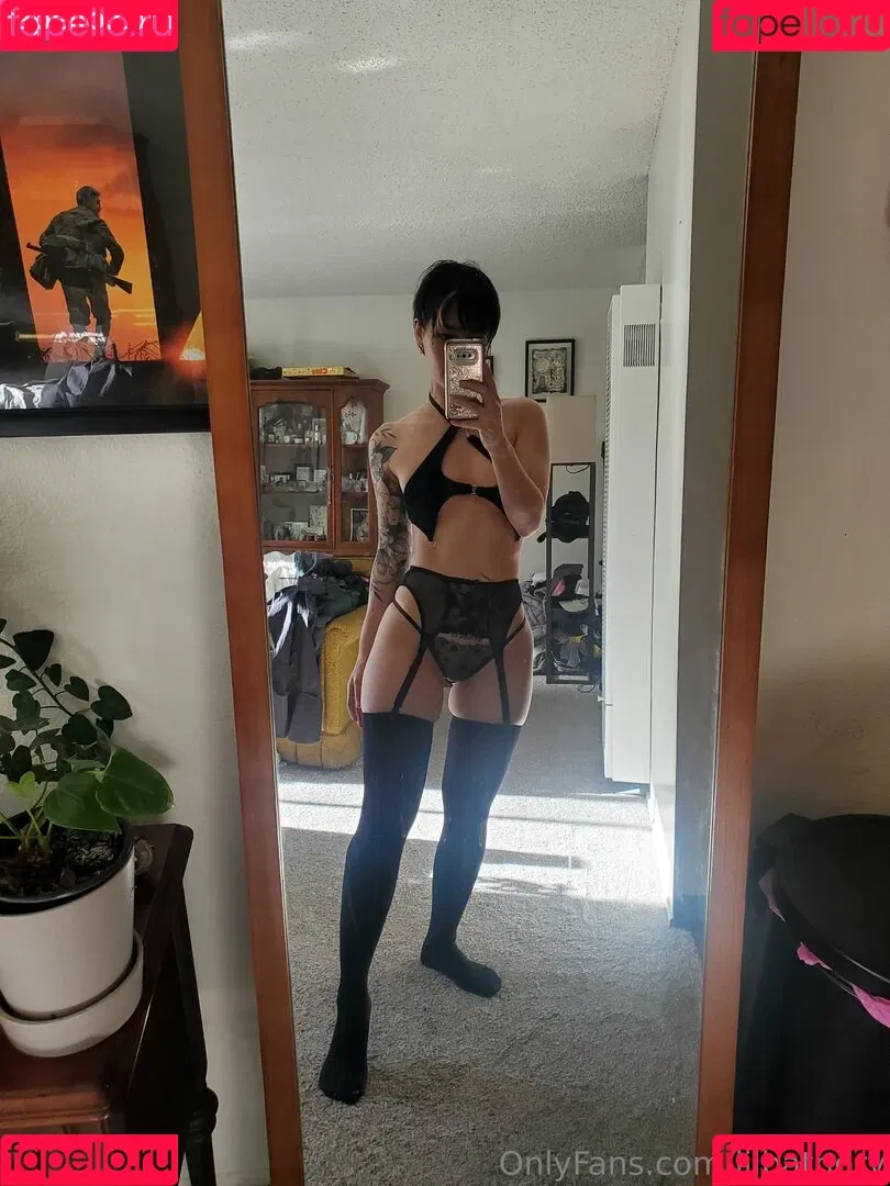 Lilbathory / lil.bathory Onlyfans Photo Gallery 