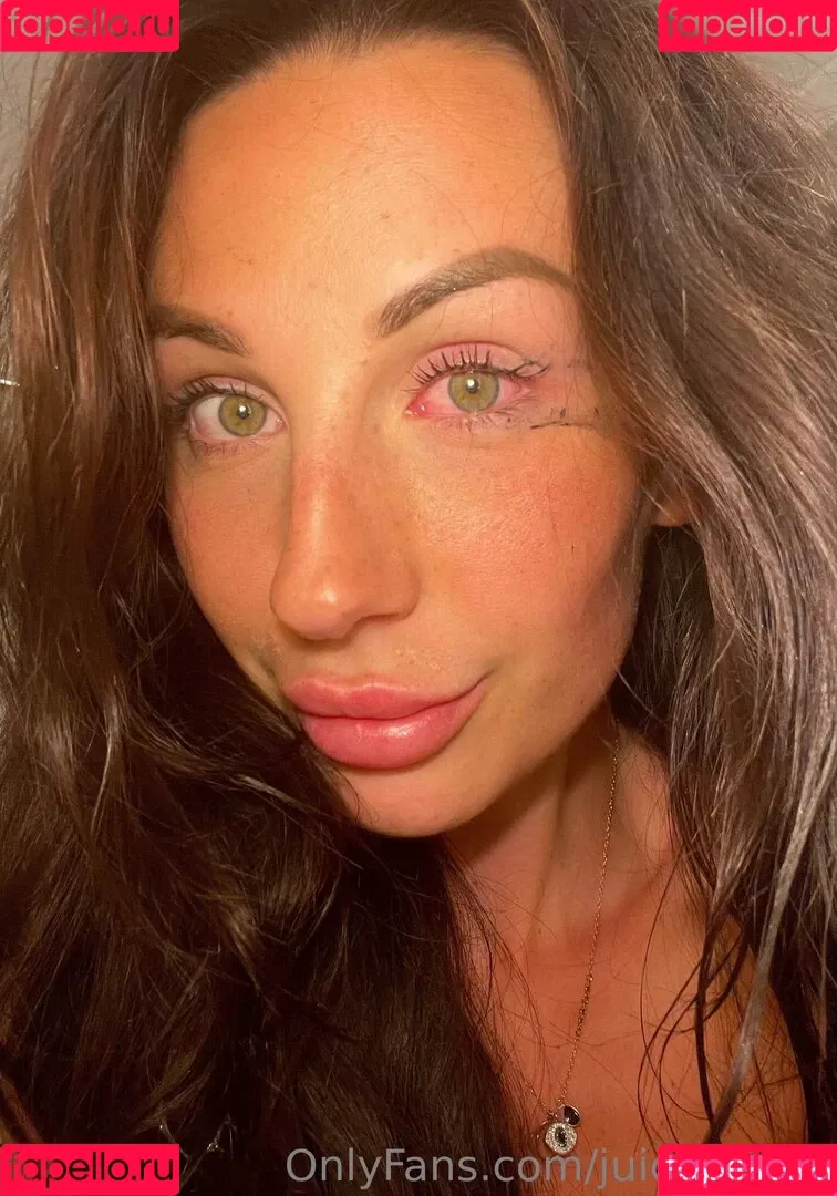 Alison / JuicyAlison / juicy.alison Onlyfans Photo Gallery 