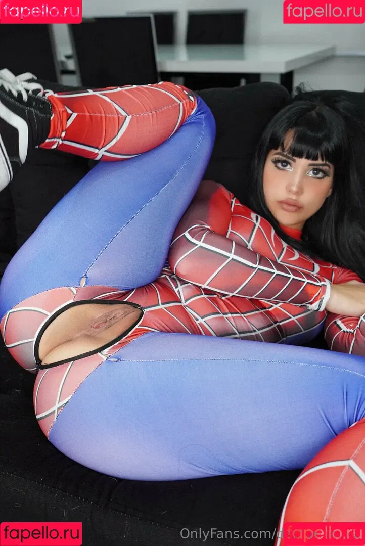 DemonMiika / DemonMika / demon_mika / xlittle_devil Onlyfans Photo Gallery 