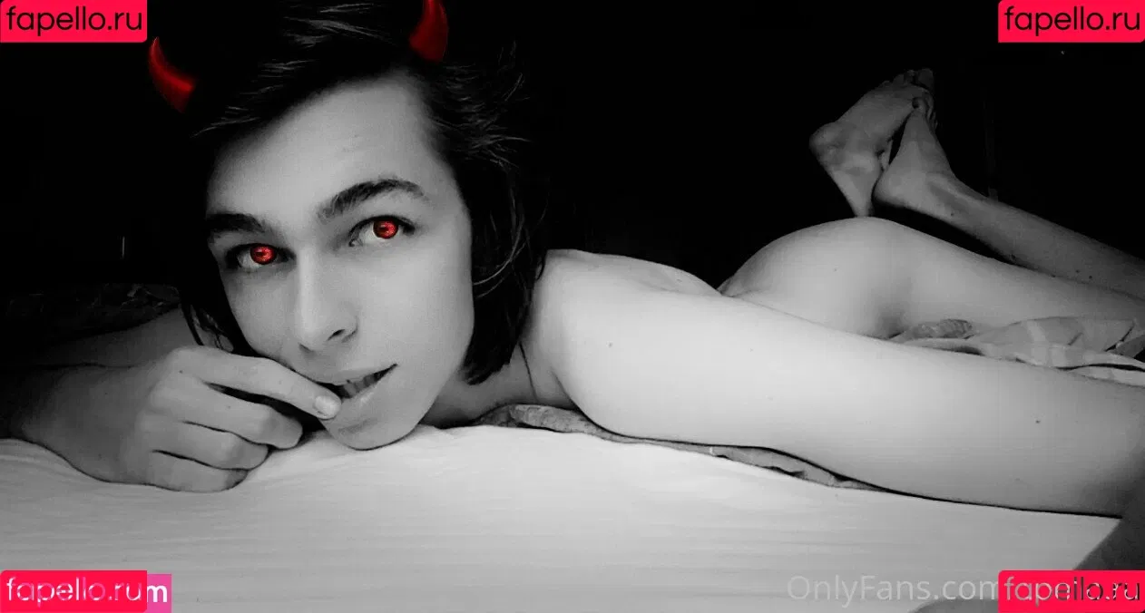 tomaaa / tomaaa.a Onlyfans Photo Gallery 