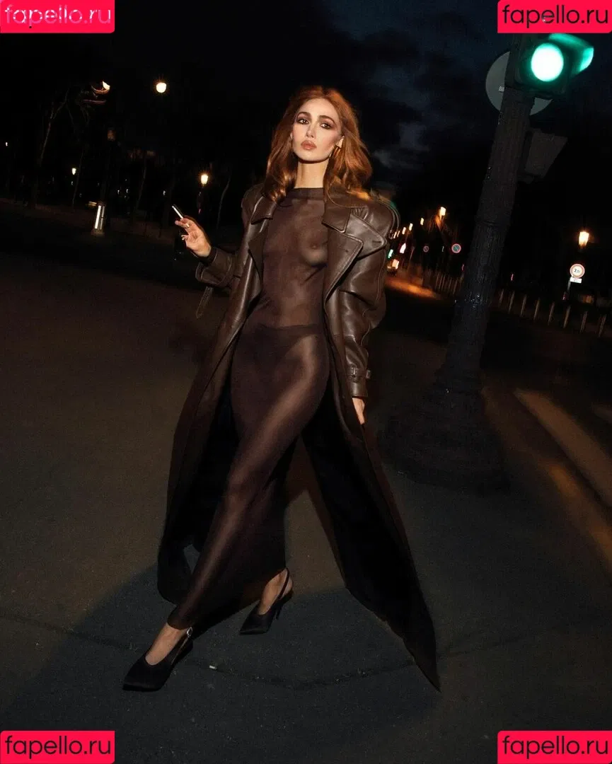 Nadia Lee Cohen / nadialeecohen Onlyfans Photo Gallery 