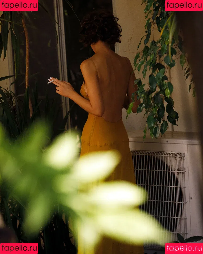 Nadia Lee Cohen / nadialeecohen Onlyfans Photo Gallery 