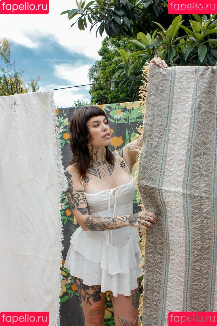 Ana Devin / ana.devin Onlyfans Photo Gallery 