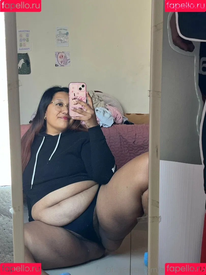 babyy_vesia / vessia_11 Onlyfans Photo Gallery 