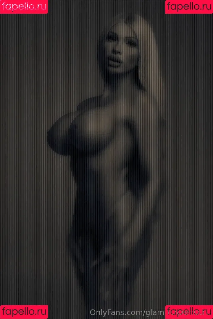 glamouroustsdoll Onlyfans Photo Gallery 