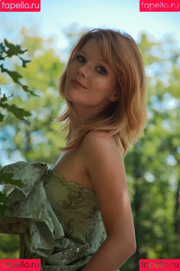 Mia Sollis / miastune Onlyfans Photo Gallery 